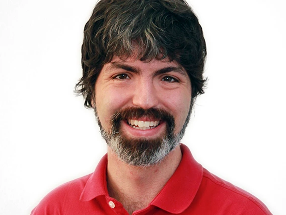 Headshot of graduate student Lyndon Rakusen