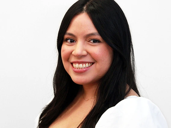 Headshot of graduate student Karla Vinces