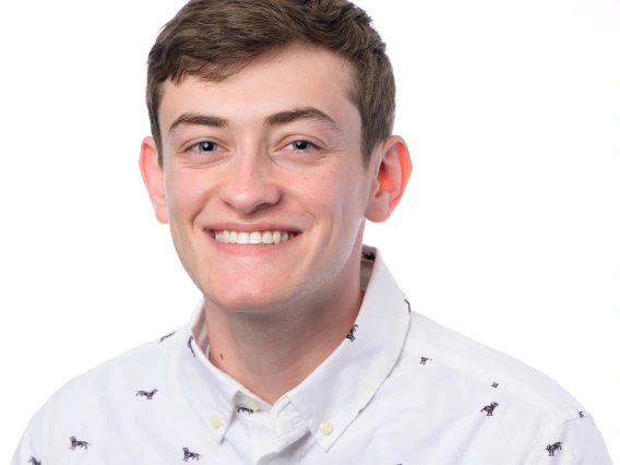 Headshot of graduate student Noah Stetson