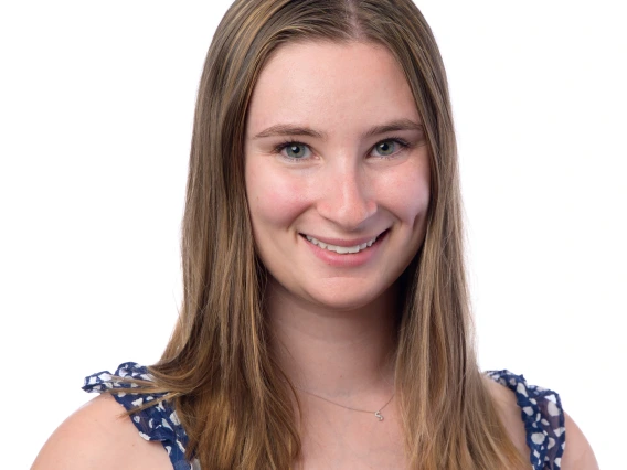Headshot of graduate student Samantha Weiss