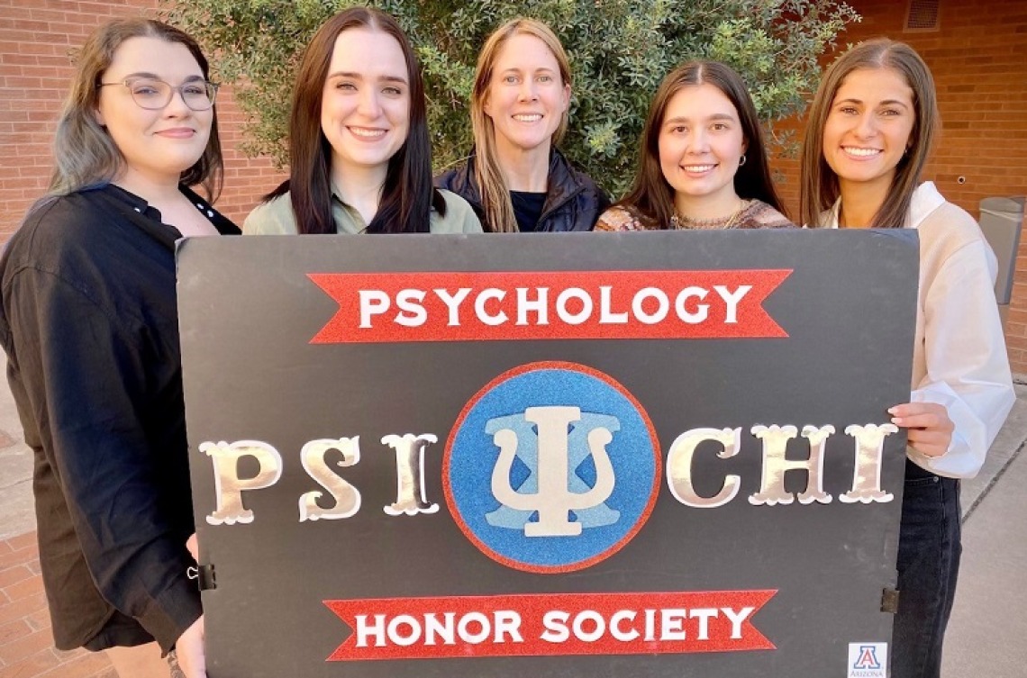 Psi Chi officer group photo 