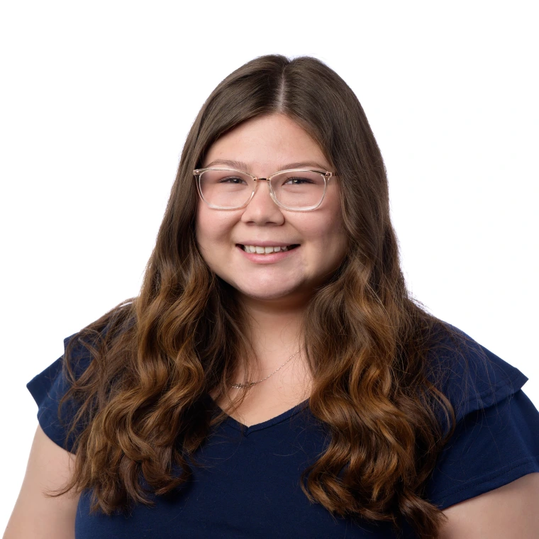 Headshot for advisor Sydnie Gomez