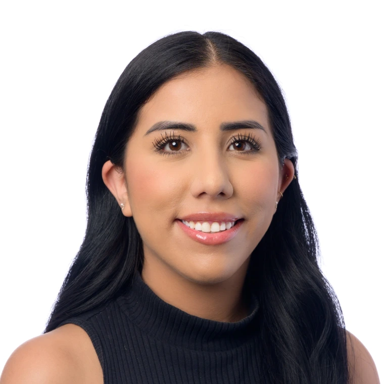 Headshot of graduate student Rebeca Jimenez