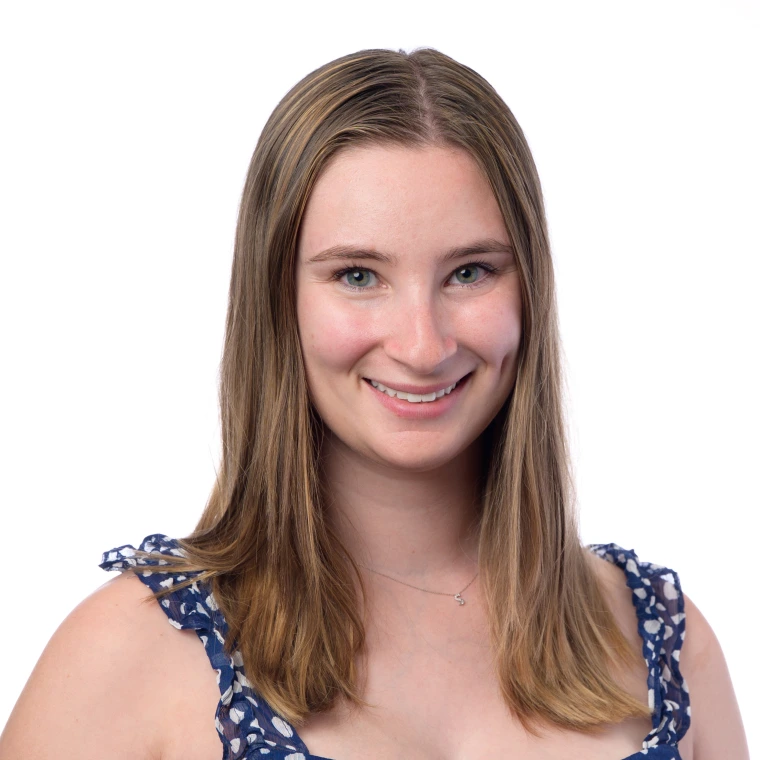 Headshot of graduate student Samantha Weiss